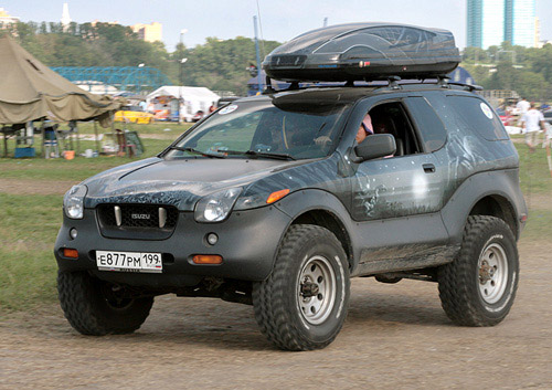 Isuzu VehiCross.  2009