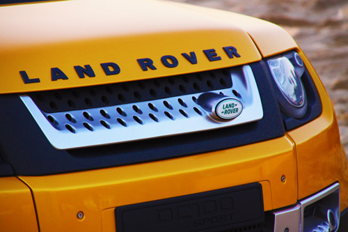 Land Rover DC100 concept 2011