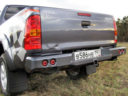    Toyota Hilux 2012