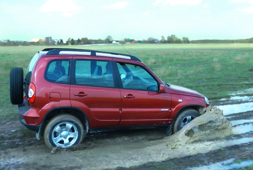 Chevrolet Niva 2012