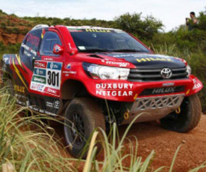 301 TOYOTA HILUX